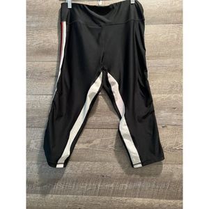 Bebe Sport Side Stripe Capri Black leggings Size Extra Large